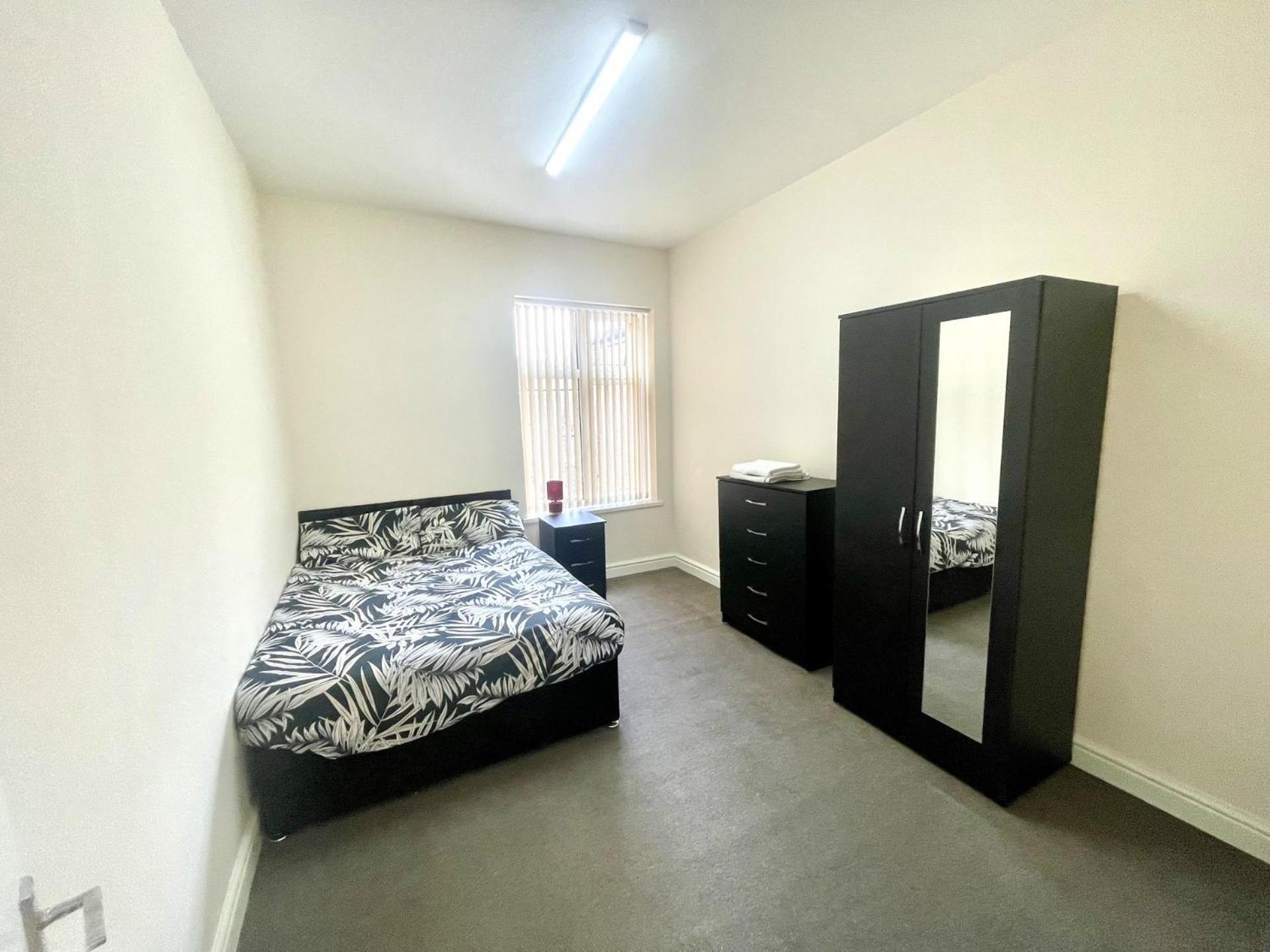 2-Bed Apartment - Sleeps 4 - Street Parking - Wifi 맨체스터 외부 사진